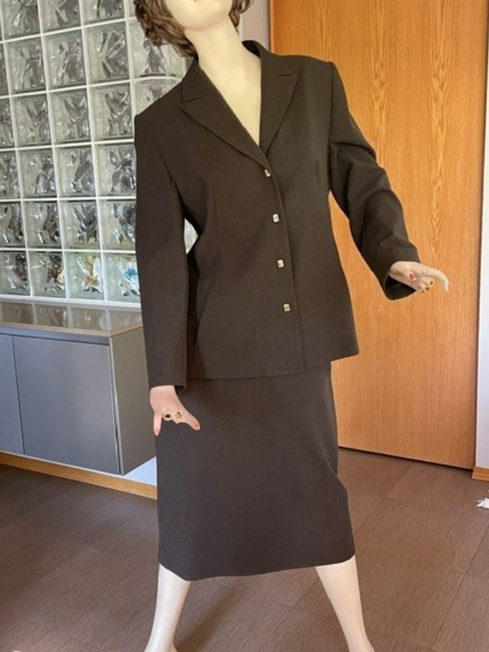 Vintage 90's OLIVE GREEN TAILORED 2-PIECE "POWER SUIT" Jacket & Below-Knee Skirt